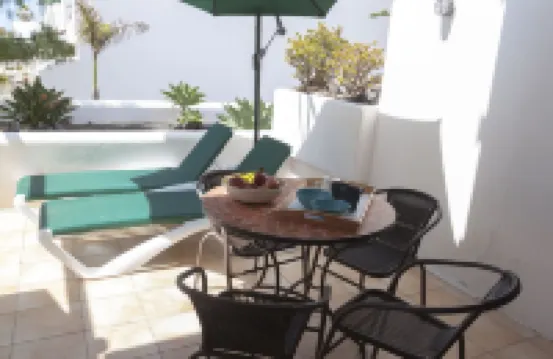 Duplex B13 in a quiet complex with swimming pool 150 m from the sea