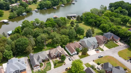 Heavenly Lakefront Six Bedroom Hideaway