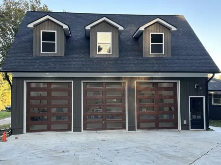 "Lake Front Point" Retreat located in quiet cove of Lake Wylie Отели в г. Юг Пойнт