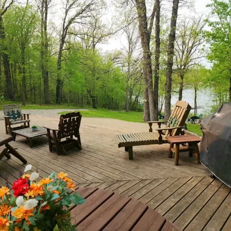 Buffalo Lake Cabin I Private Beach l Detroit Lakes l Pet Friendly