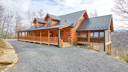 Serenity Mountain Retreat