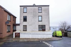 Central Lerwick holiday apartment