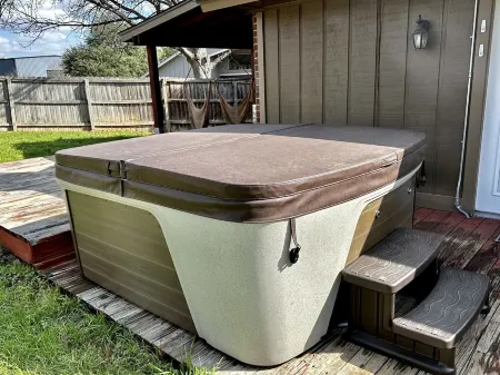 Happy little get away with pool and hot tub