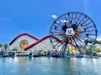 New Modern 2BR/1Bath Guest House, Pet Friendly near Penmar Golf Course!