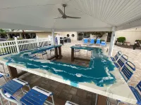 Spectacular views, beach just steps, right across the street! Hotel a Indian Shores