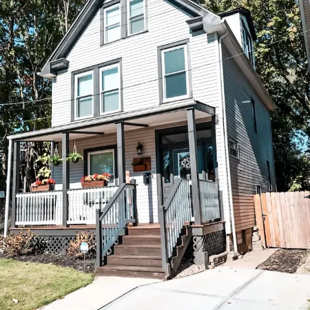 Entire House, Great Location, Stylish decor!