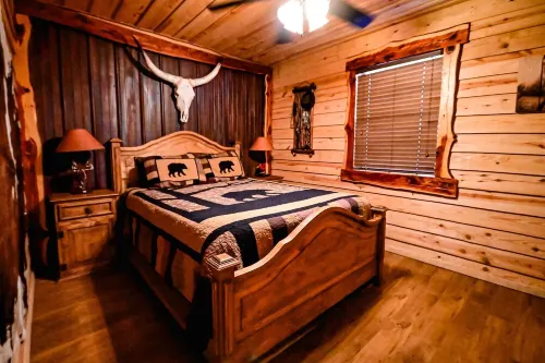 Ride to the trails from this secluded Luxury Cabin in Wolfpen Gap-Bear Mountain