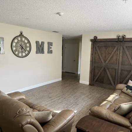 ONE OF KIND PROPERTY - 6 bedrooms & 6.5 bathrooms Private & spacious