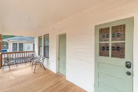 Walkable to Everything in Downtown New Braunfels! Restored 1850s German Home - B