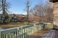 Tobyhanna Poconos Chalet near ski, casino & lakes