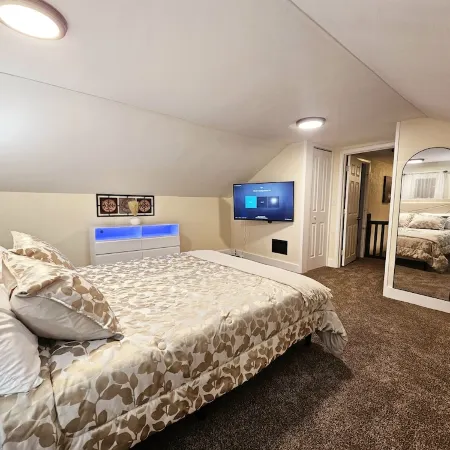 Cozy Home in Beautiful Berea: near Airport, IX Center, Parks, & Campus Отели в г. Берея