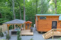 2 Bedroom Cabin in DuPont State Park with Loft, Hot-Tub, and Sauna(Read Rules) - Chalets