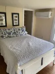 Cozy updated house with gorgeous view near Eagles Mere Lake