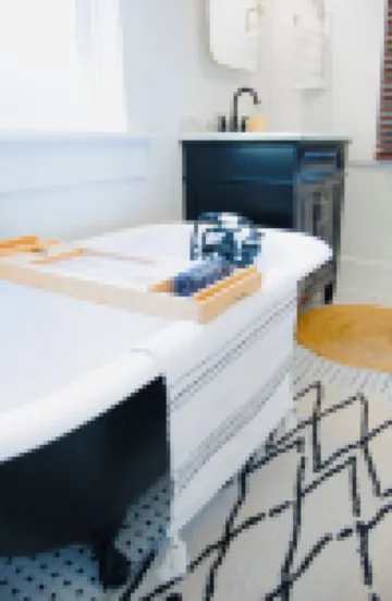 Historic charm near downtown/Bruce's Field