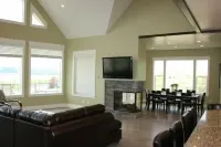 Lake House at Bear Lake!  Caribbean of the Rockies!