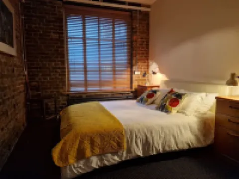 Spacious Industrial Apartment in the Vibrant America Ground Close to the Beach.