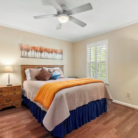 Thach Place in Auburn. Just steps from campus!