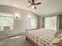 Private Lakeside Home with 2 Private Docks, Hot Tub, Bball Hoop, H2o Activities Hotels in Shapleigh