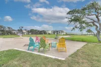 Rockport Dreamin! Steps to private 750' fishing pier and boat ramp! - 4 星級