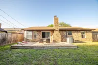 Warm & Inviting 4Br Home – Perfect for Families Hotels near Victory Tabernacle Holiness