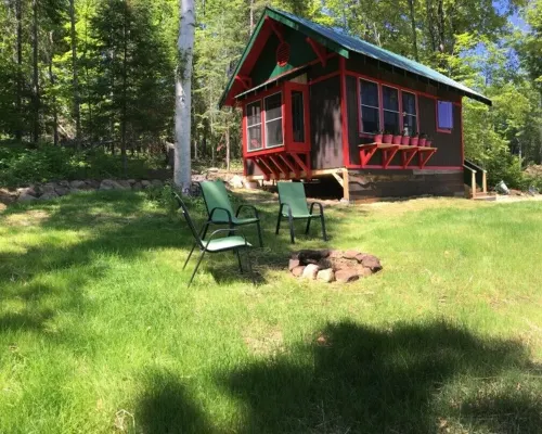 Camp Lillian Gorgeous New Cabin with Mountain Views Hotels in Johnsburg