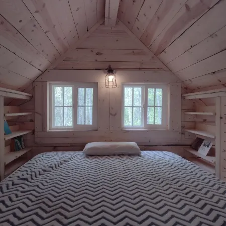 Story-book Cabin in the Woods above Lake Superior, near Grand Marais. -New Sauna