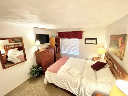 Stay just 150' from Avalanche Ski Lift at Summit Condos - Contact Free Check In