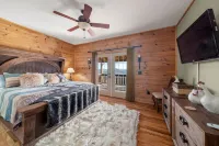 Million Dollar Vista! Smoky MTS/Blue Ridge Pkwy-Hot Tub-Jacuzzi Tub-Pet Friendly