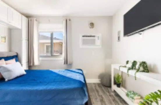 1 BR Wildwood Condo, Slps 4, w/Ocean Views, Pool, WiFi, Xbox, Near Everything