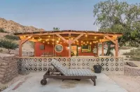 Sun Ray Ranch Cabin between Joshua Tree and Palm Springs