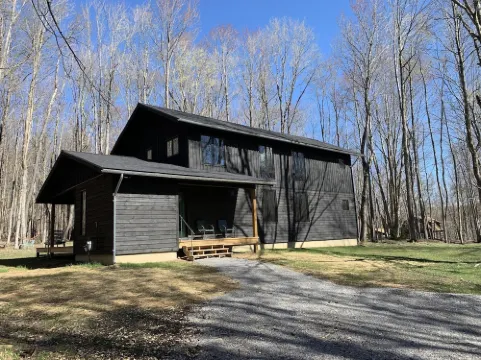 Fantastic Nordic Modern Cabin on Five Idyllic Acres