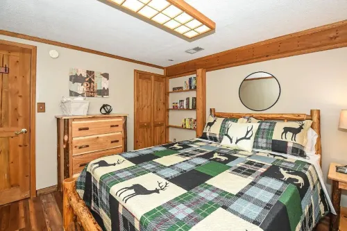Log Cabin Retreat w/ Hot Tub, Game Room, Fire Pit