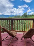 Indoor Heated Pool - Hot Tub - 4 Acres - Off Grid - Views