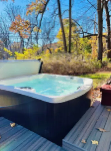 Hooting Haus - Hot Tub - Fire Pit - Cabin Retreat
