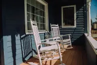 Newly renovated historical house. Walking distance to all of downtown!