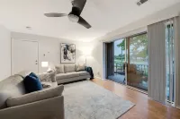 ♛The Broadway Special♛ - 2 Bd/1 Bath Smart-Condo! Các khách sạn ở Lansing