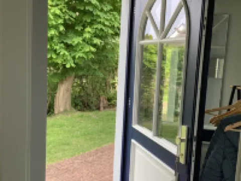 Exclusive apartment with private sauna, high-quality kitchen ツィングシュトのホテル