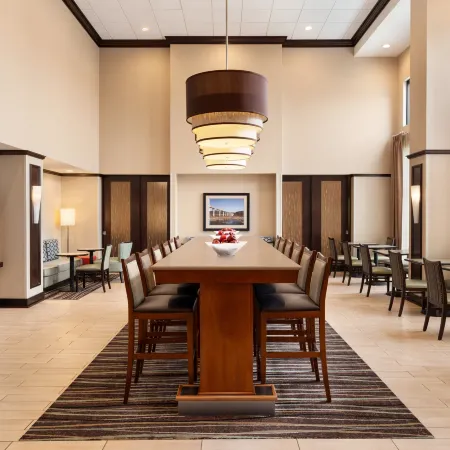 Hampton Inn & Suites Mount Joy/Lancaster West Hotele w: Rapho Township