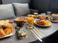 Cit'Hotel le Cheval Blanc Cognac Centre Hotels in Cherves-Richemont