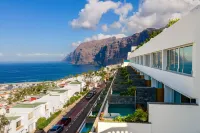 Luxusapartment mit Infinity-pool und Spektakulärem Meerblick