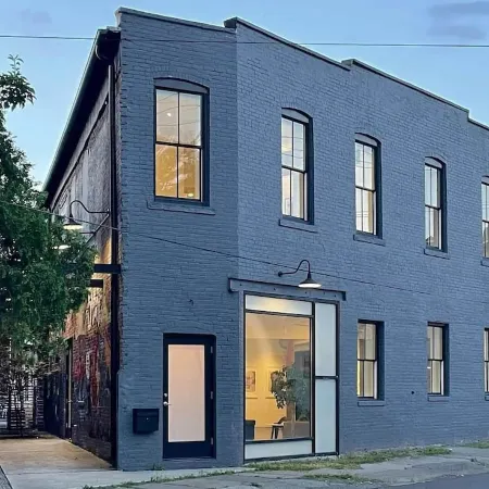 Artist's Loft steps from UPAC!