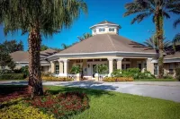 CHRIS & SUE'S CONDO AT WINDSOR PALMS 3 MILES FROM DISNEY AND ALL IT'S MAGIC Hotels in West Kissimmee