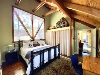 Captivating Muir Beach Home With Sweeping Views and Fast/Stable Wireless Wifi - 4-Star
