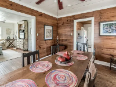 Updated Farm House on 1/2 Acre 1 Block From Aransas Bay フルトンのホテル