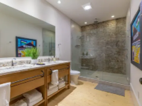 Historic Downtown Morganton Loft  w/ Original 1900's Charm/Walk/Shop/Dine Hotels in Morganton