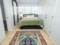 Downtown Rogue River, Game Room, 70" Smart TV, Two Minutes to I-5 Hotels in Rogue River