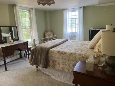 Inn on Great Sacandaga Lake Hotel a Mayfield