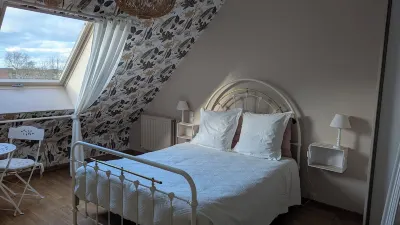 Chambre Rose Blanche