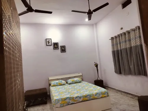 HOTEL GAYATRI Palace Hotel di Mughalsarai Rly. Settlement