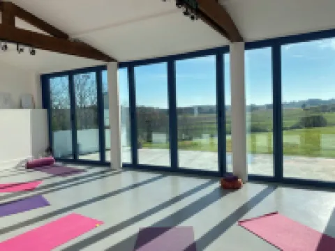 Charmante Maison de Campagne Paisible Avec Vues Magnifiques et Belle Piscine